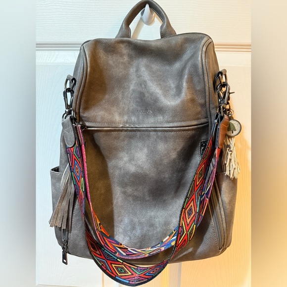 Fadeon Gray Leather Backpack 2 Colorful Straps Charm Embellishments 15x12 - Picture 1 of 11
